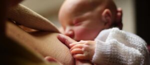 Karmienie naturalne – znaczenie w rozwoju